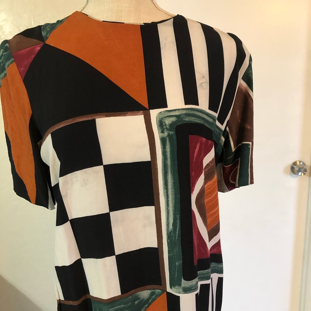 Dress - Picture 2 of 3